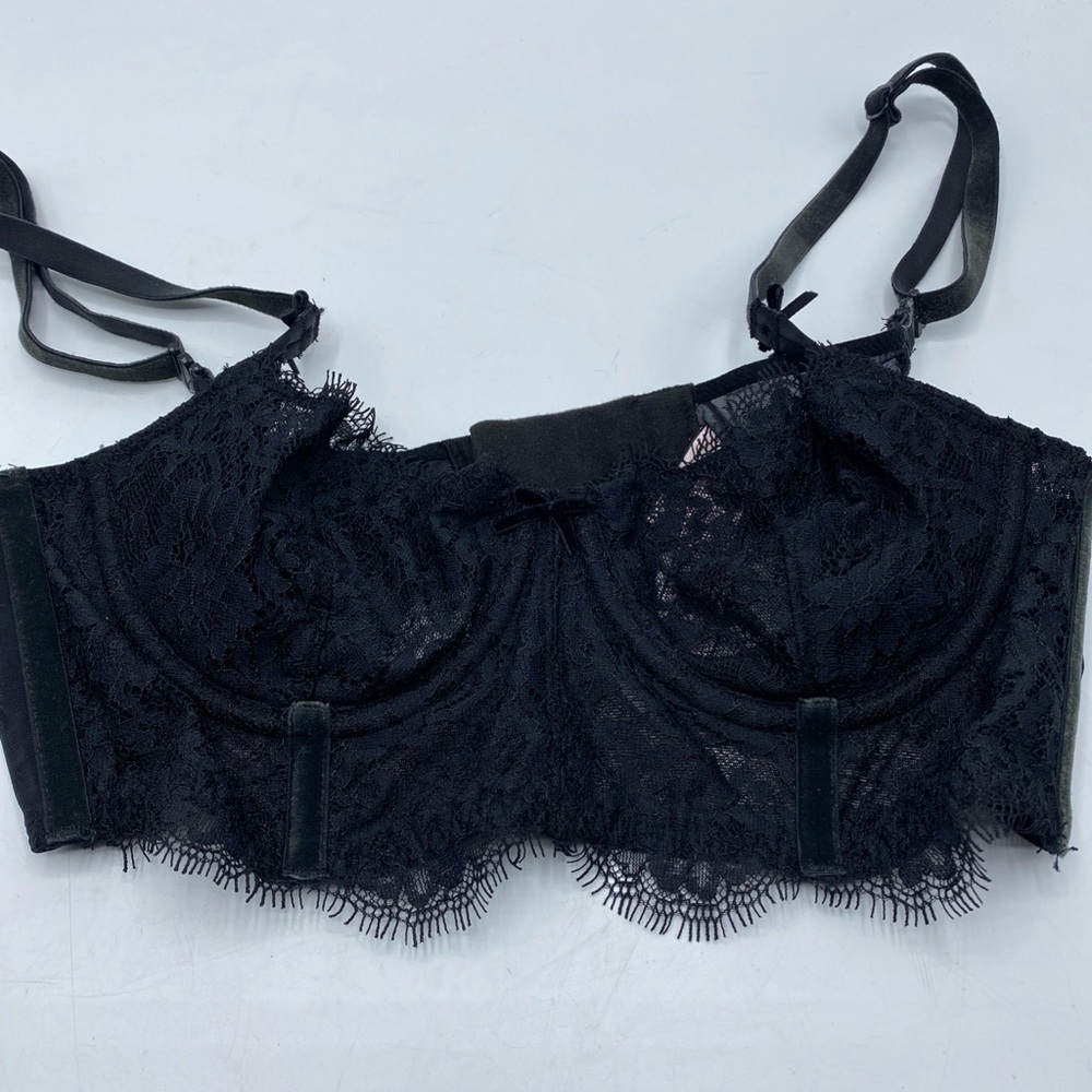 Victoria's Secret Black Floral Lace Bralette Sexy Lace Boho Cami Lot 32B Corset - Picture 6 of 7